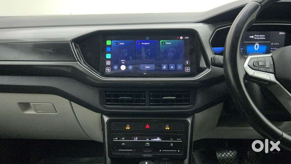 Volkswagen Taigun Topline 1.0 Tsi At (electric Seats), 2022, Petrol