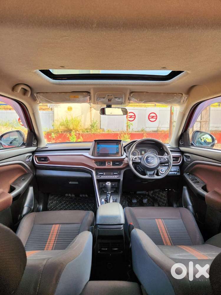 Maruti Suzuki Brezza 1.5 Zxi Smart Hybrid, 2022, Petrol