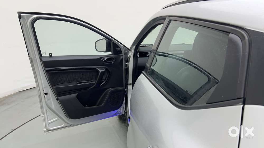 Renault Kiger Rxe, 2022, Petrol