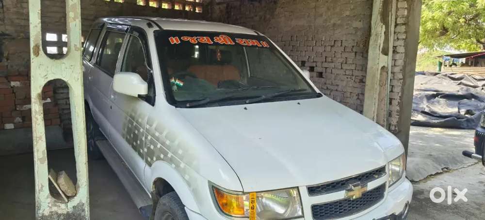 Chevrolet Tavera Ls 2015