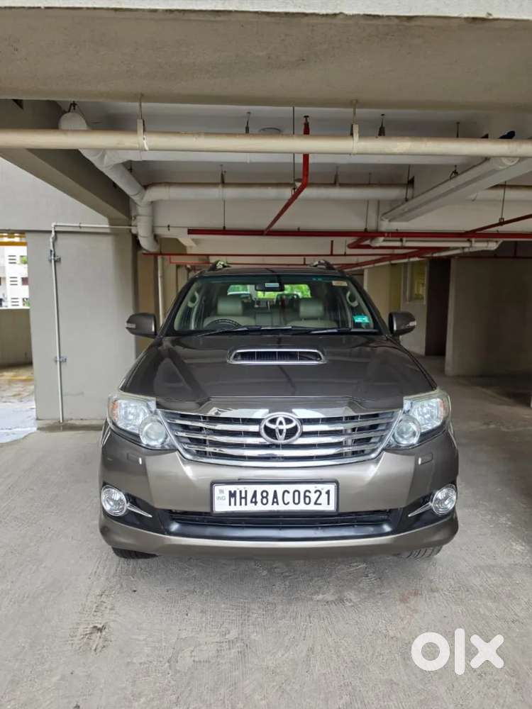 Toyota Fortuner 4x2 At, 2015, Diesel