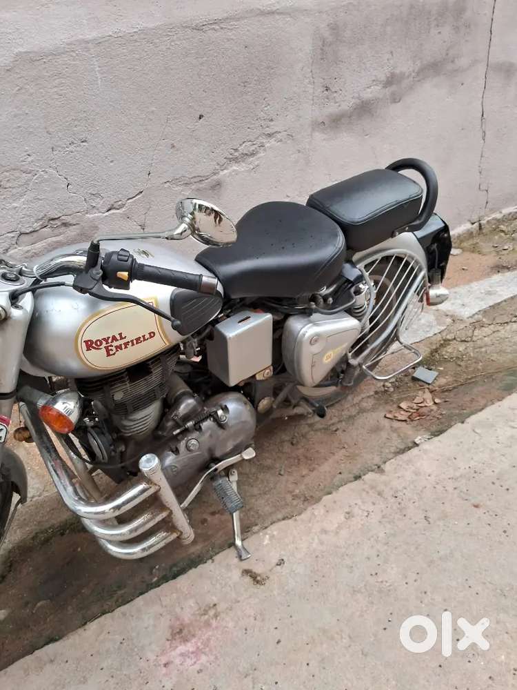 Royal Enfield Silver Colour Bullet Royal Enfield Mercury Silver