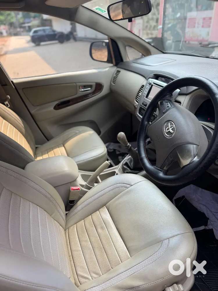 Well Maintained Family Using Innova, Urgent Sale