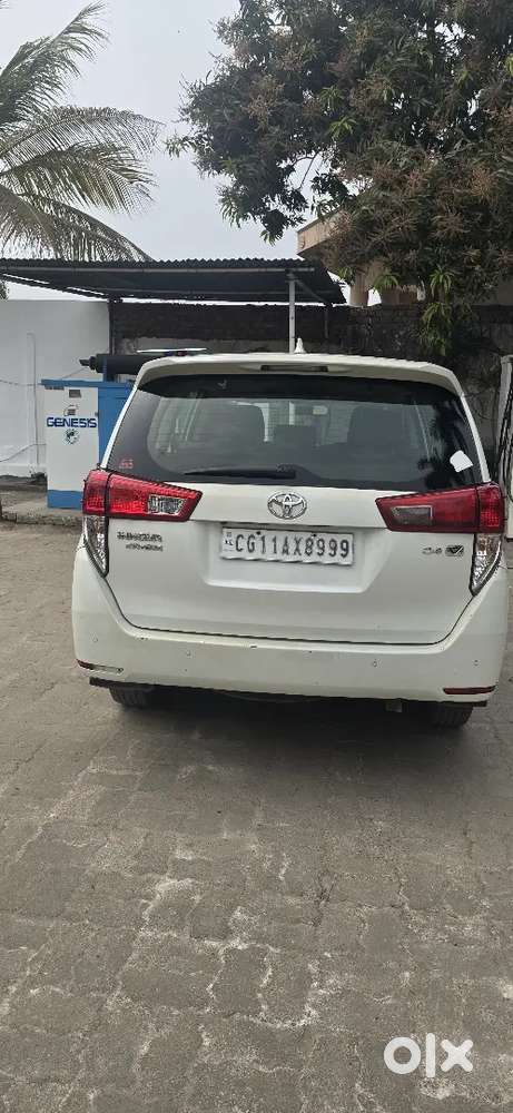 Toyota Innova Crysta