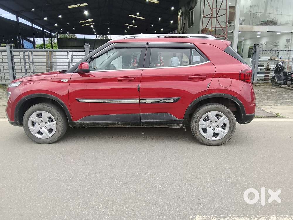 Hyundai Venue S 1.2 Petrol, 2022, Petrol