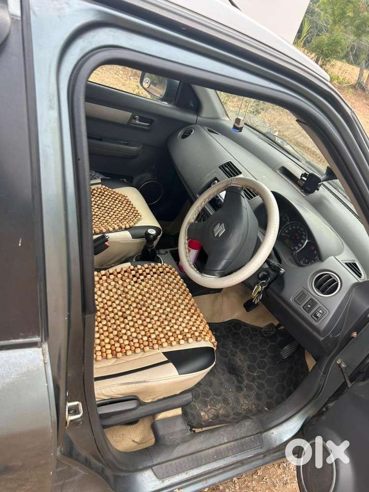 Maruti Suzuki Swift 2008 Petrol 132000 Km Driven