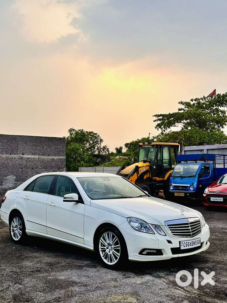 Mercedes-benz E-class 240 V6 At, 2010, Petrol