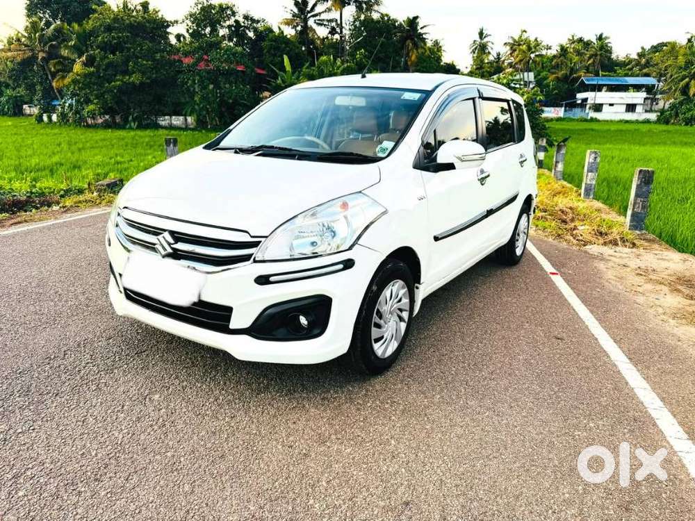 Maruti Suzuki Ertiga Vxi Abs Bs Iv, 2016, Petrol