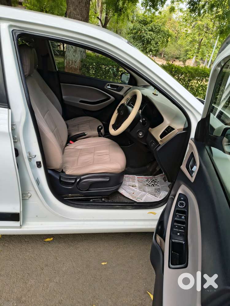 Hyundai Elite I20 Sportz (o) 1.2, 2016, Petrol