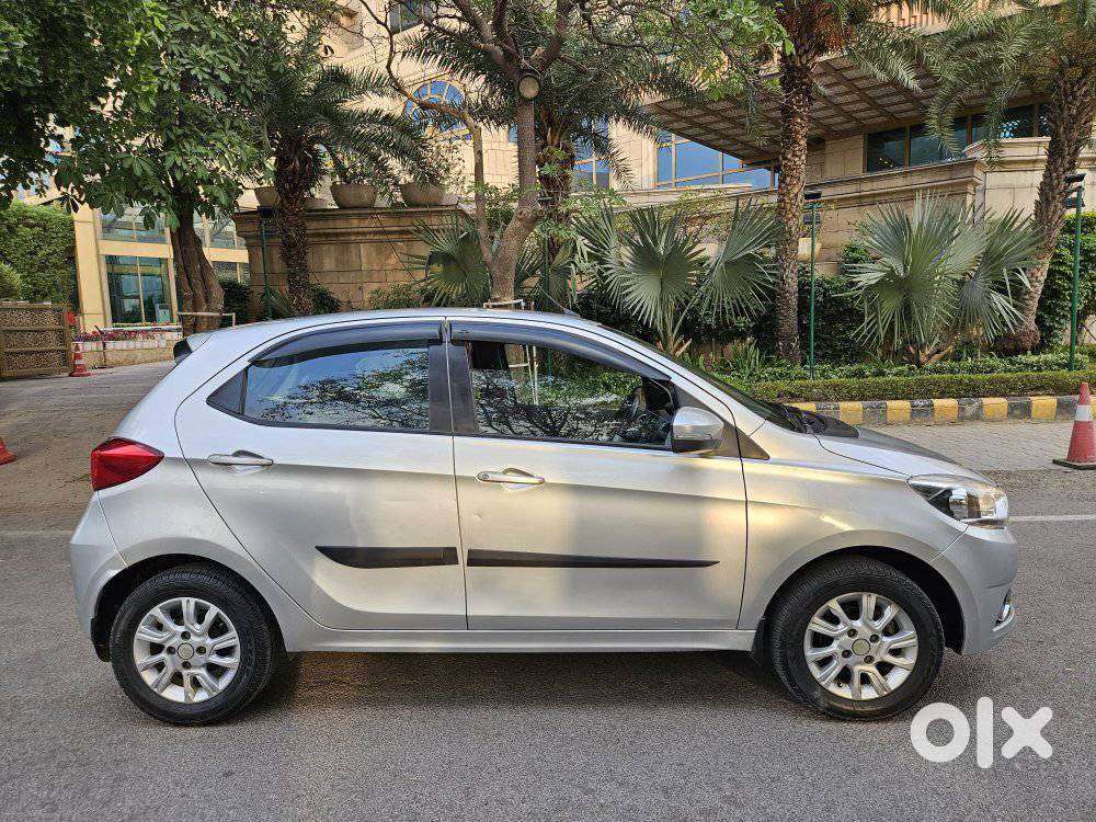 Tata Tiago 1.2 Revotron Xza, 2018, Petrol