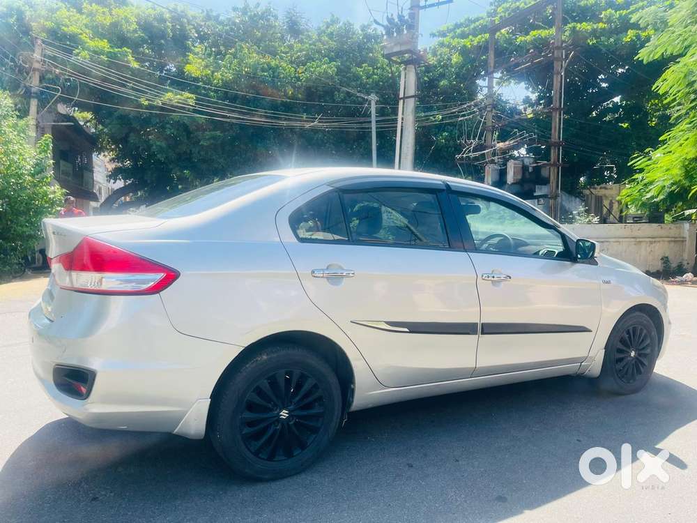 Maruti Suzuki Ciaz Smart Hybrid Alpha , 2018, Diesel