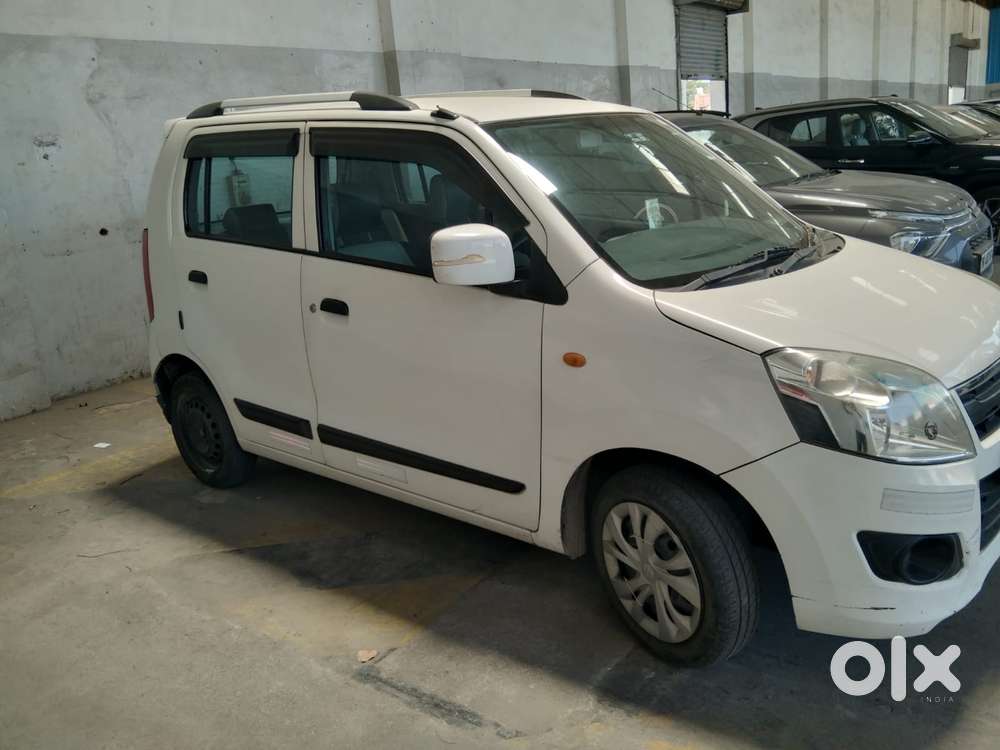 Maruti Suzuki Wagon R Vxi Amt1.2, 2016, Petrol
