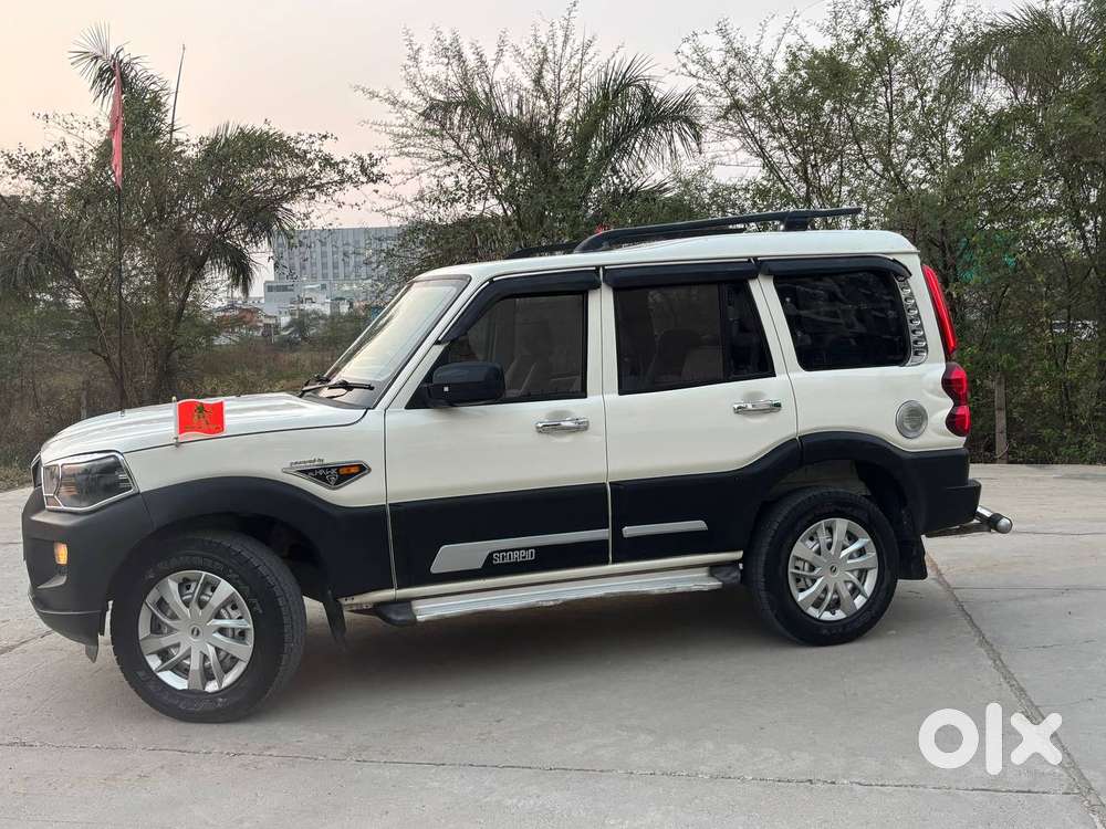 Mahindra Scorpio S4, 2015, Diesel