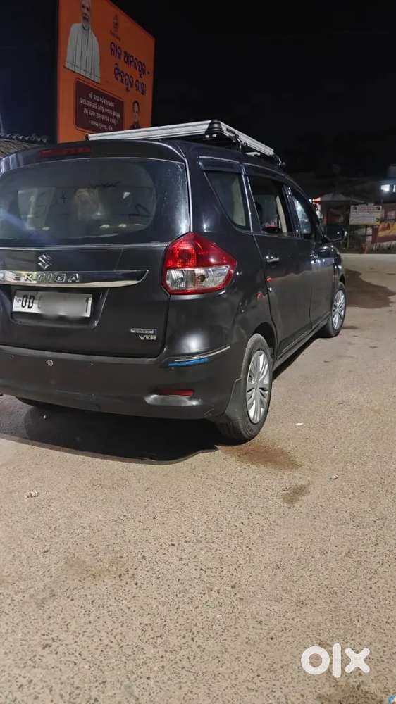 Maruti Suzuki Ertiga 2016 Diesel 200000 Km Driven
