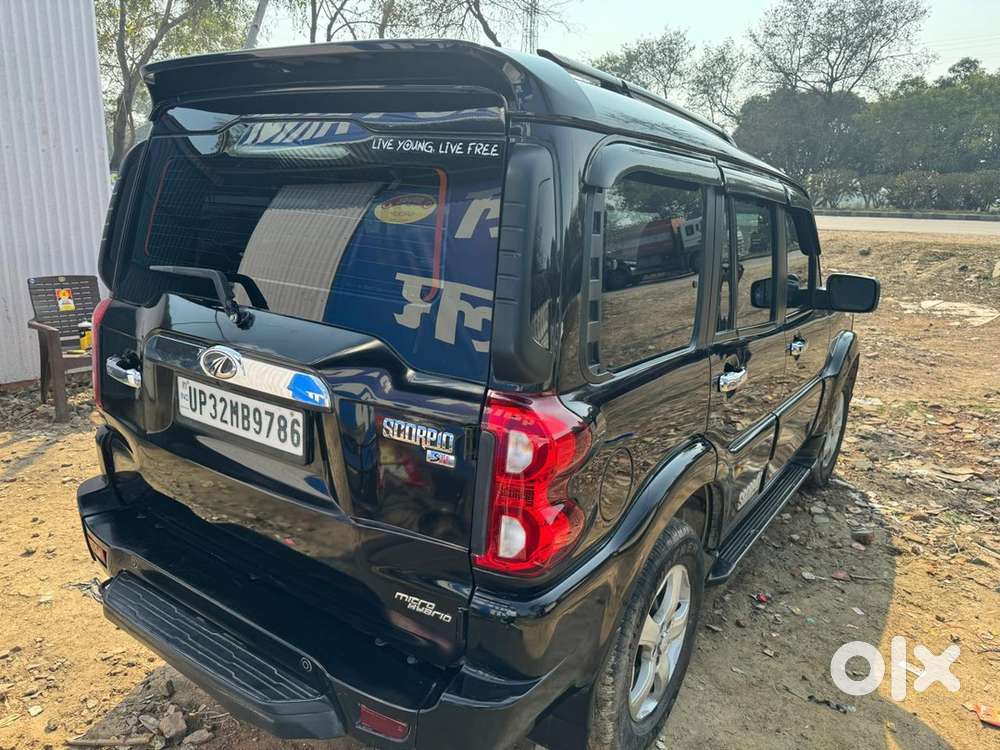 Mahindra Diesel 2021 Car