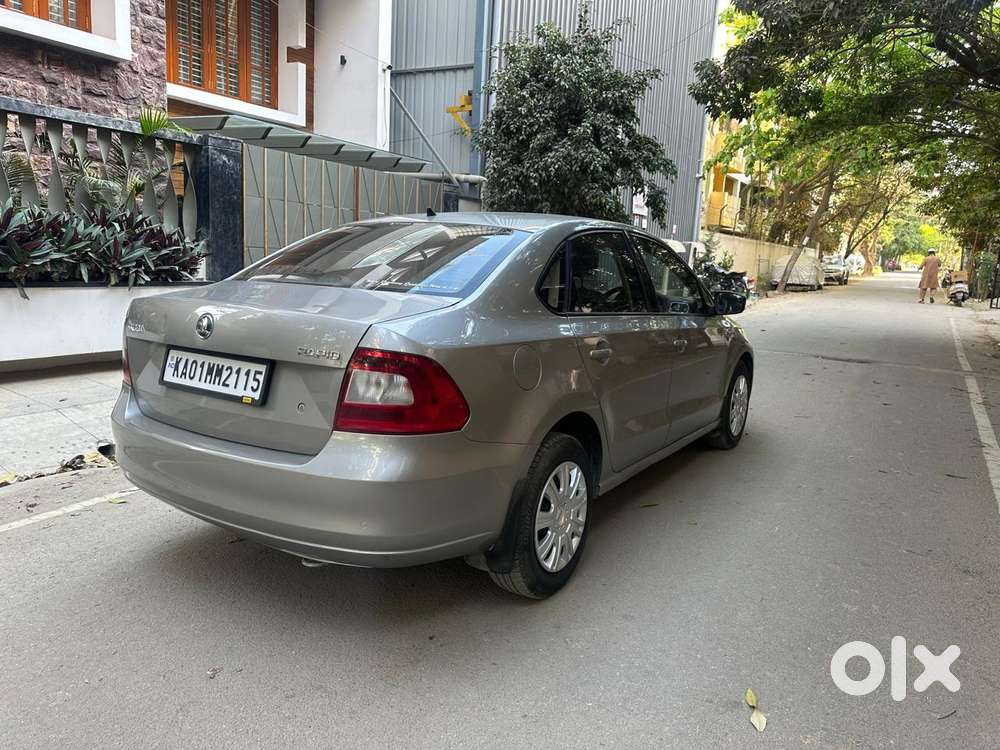 Skoda Rapid 2013-2016 1.5 Tdi At Ambition With Alloy Wheel, 2015, Di..