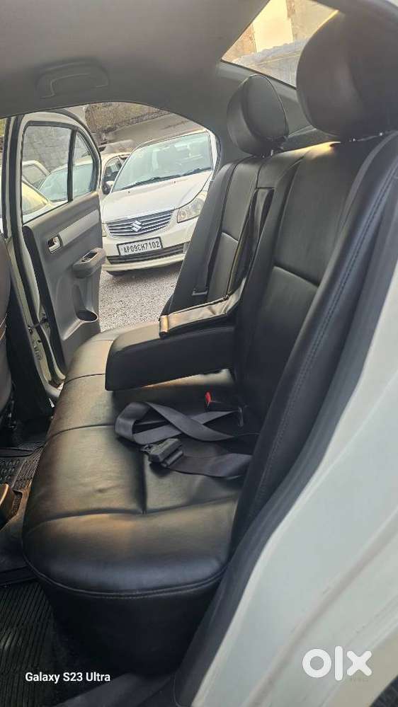 Maruti Suzuki Swift Dzire 1.2 Vxi Bsiv, 2011, Petrol