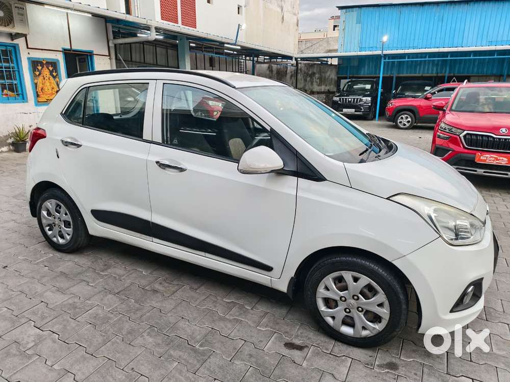 Hyundai Grand I10 Sportz, 2014, Petrol