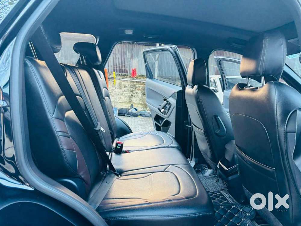 Tata Safari Pure Plus S Dark Edition, 2025, Diesel