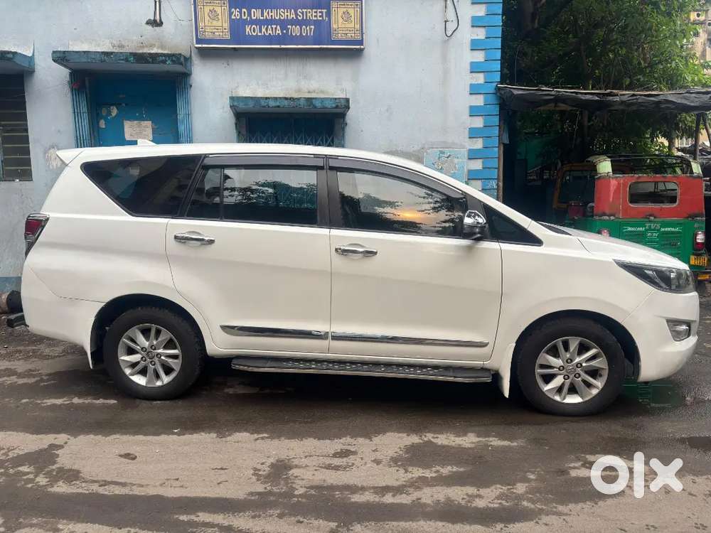 Toyota Innova Crysta 2020