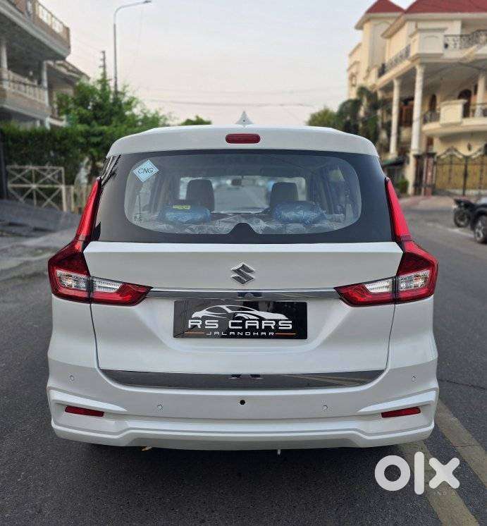 Maruti Suzuki Ertiga Vxi (o) Cng, 2025, Petrol