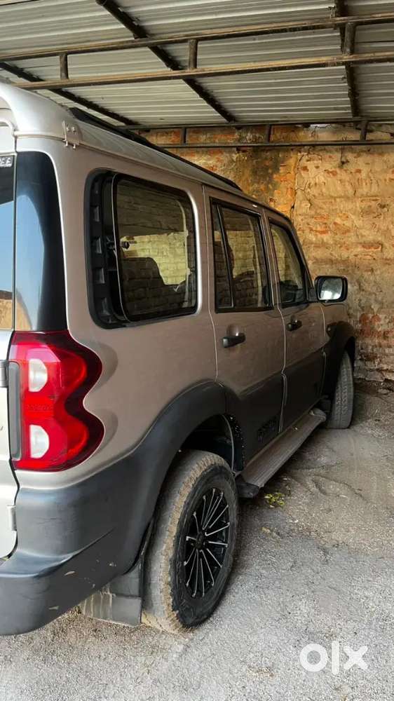 Mahindra Scorpio Classic 2019 Diesel 113361 Km Driven