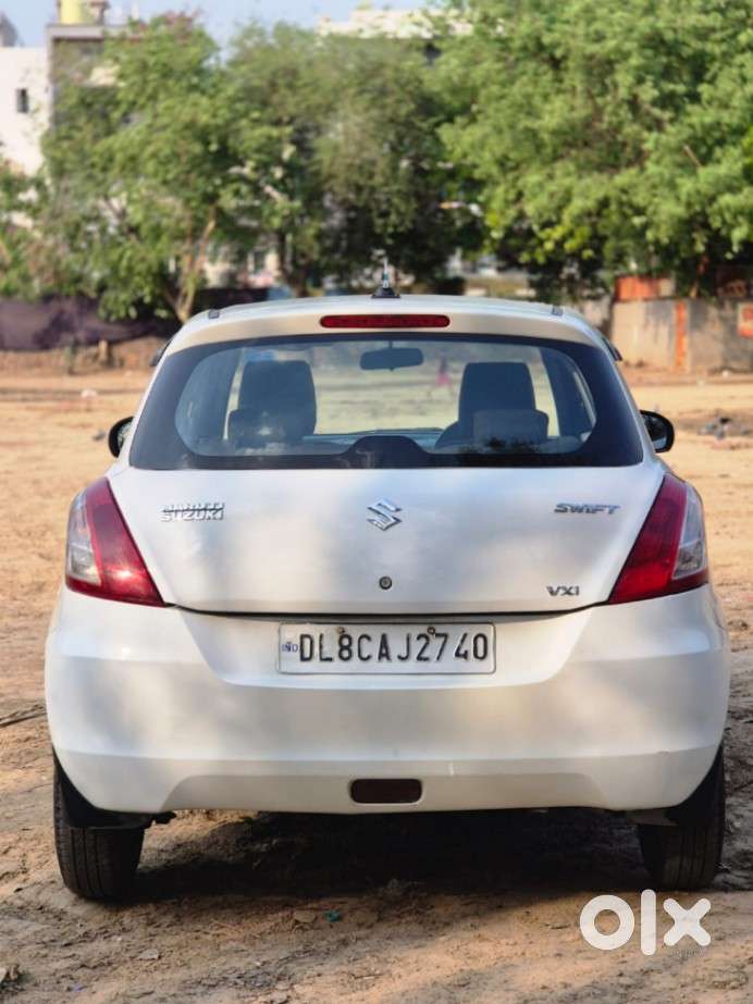 Maruti Suzuki Swift Vxi, 2015, Petrol