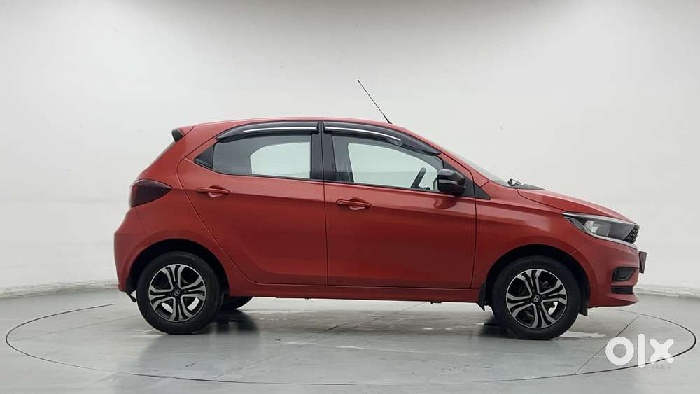 Tata Tiago 1.05 Revotorq Xt, 2022, Petrol