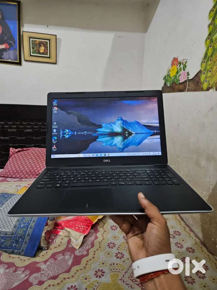 Dell Inspiron 3583 15.6 laptop Excellent condition 4gb ram 1tb HDD