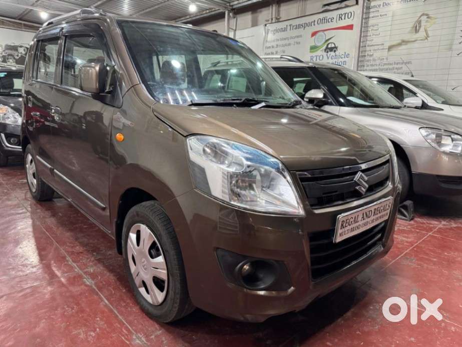 Maruti Suzuki Wagon R AMT VXI, 2016, Petrol