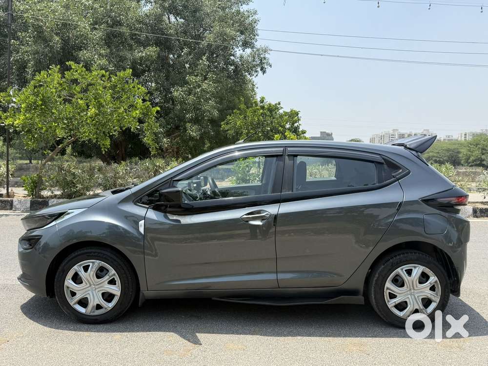 Tata Altroz 1.2 Xm Plus, 2024, Petrol