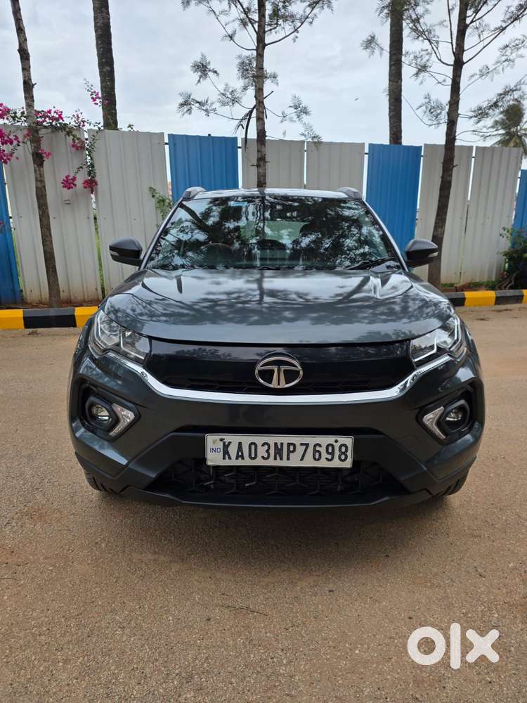 Tata Nexon 1.2 Revotron Xma Amt (s), 2023, Petrol