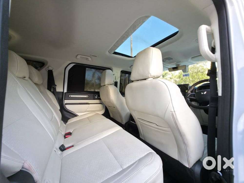 Mahindra Thar Roxx Mx5 Rwd Diesel At, 2024, Diesel