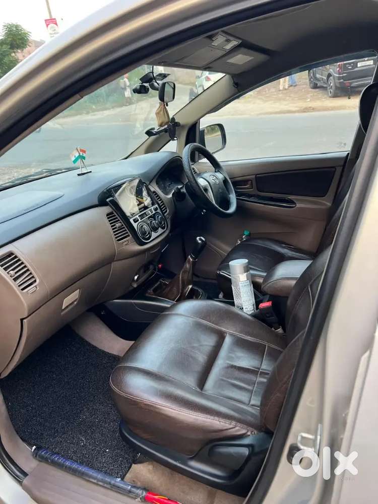 Toyota Innova 2.5 G 2015