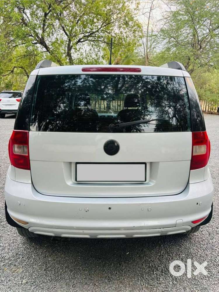 Skoda Yeti Elegance 4x2, 2013, Diesel