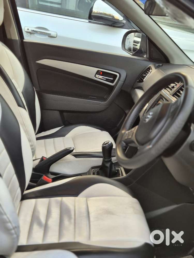 Maruti Suzuki Brezza 1.5 Zxi Smart Hybrid, 2020, Petrol