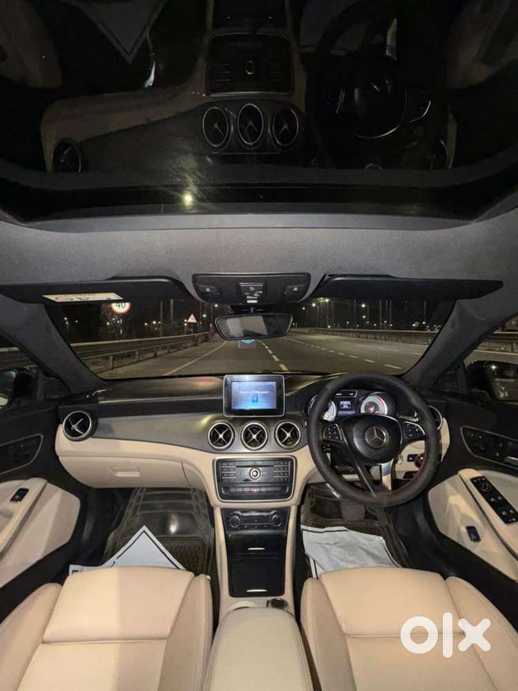 Mercdes Benz  Cla 200 Petrol Mh 12