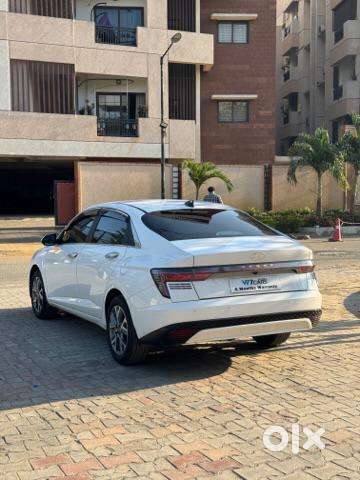 Hyundai Verna Sx 1.5 Petrol Ivt, 2023, Petrol