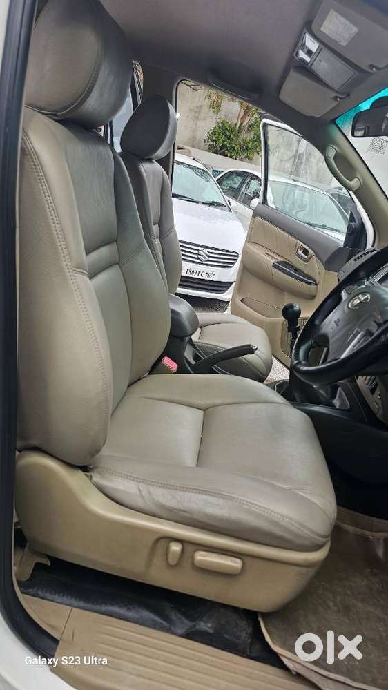 Toyota Fortuner 3.0 4x2 Mt, 2013