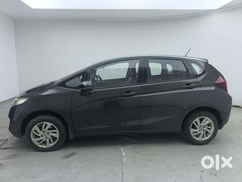 Honda Jazz [2020-2023] 1.2 V I-vtec Mt, 2015, Petrol