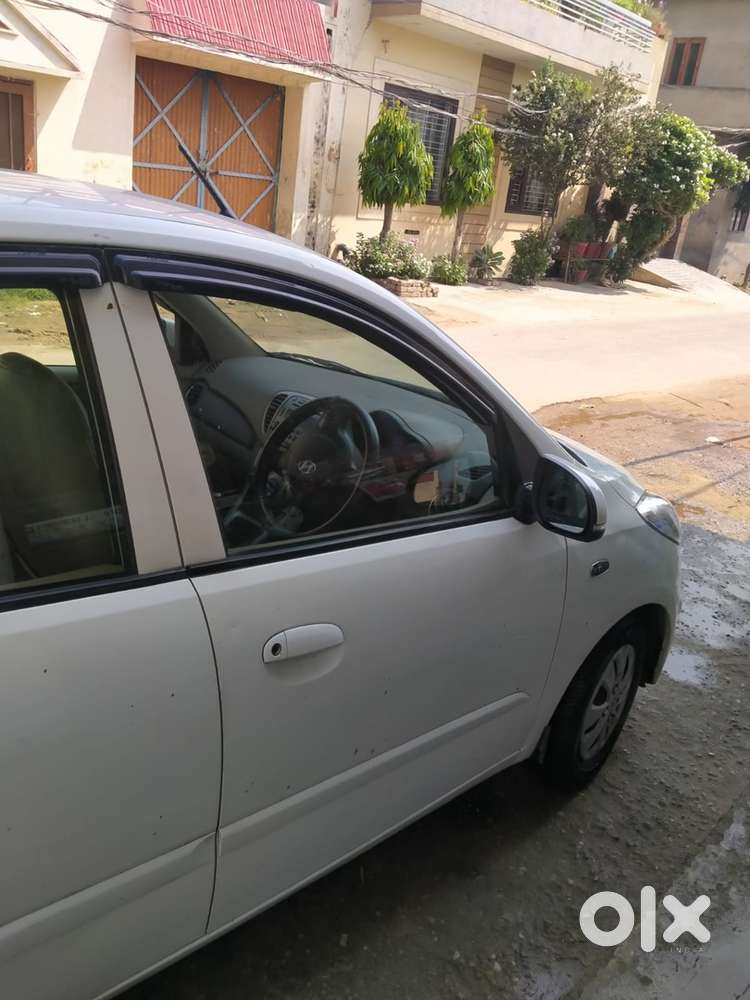 Hyundai I10 2011 Petrol 129000 Km Driven
