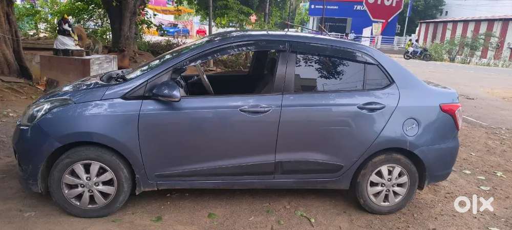 Hyundai Xcent Petrol Manual 2015