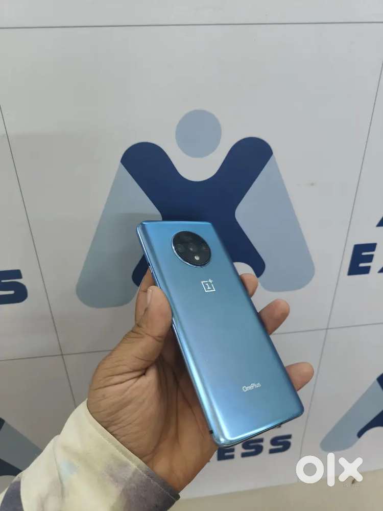 ONEPLUS 7T 8/128GB AVAILABLE AT LOWEST PRICE EVER - Mobile Phones