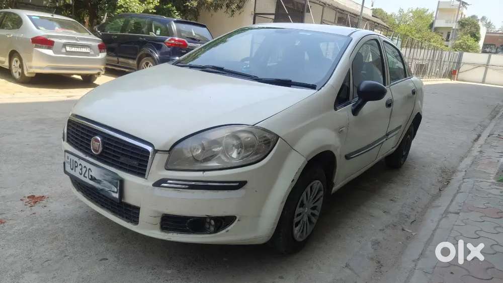 Fiat Linea Child Ac And Best Avarage 26 Per Letter With Ac