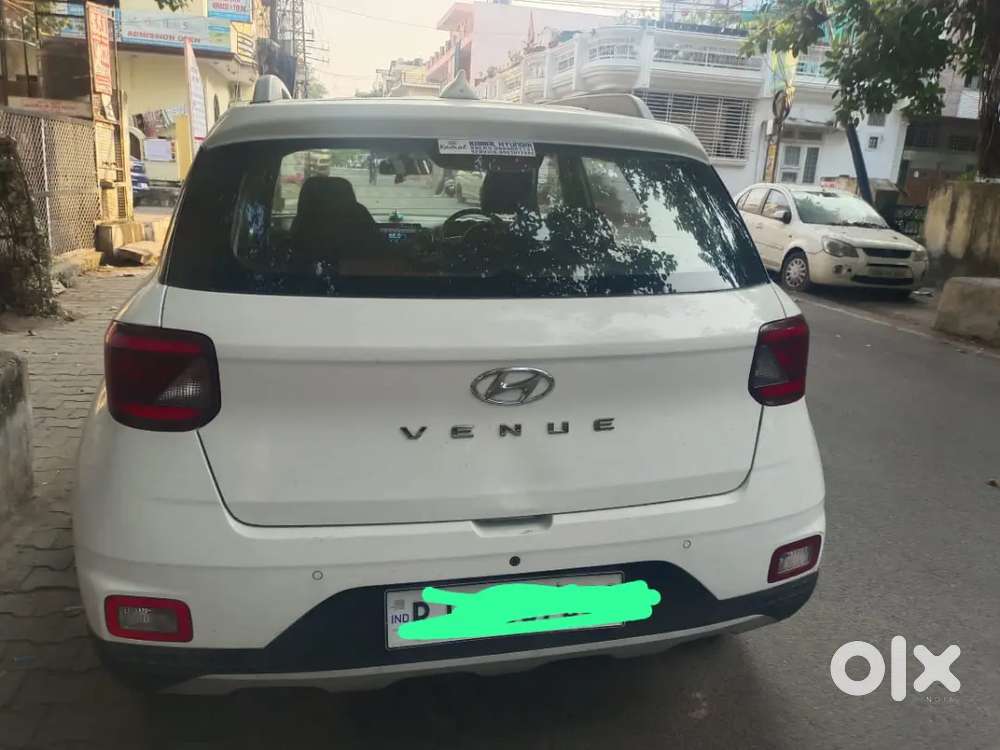 Hyundai Venue 2020 Petrol 46000 Km Driven
