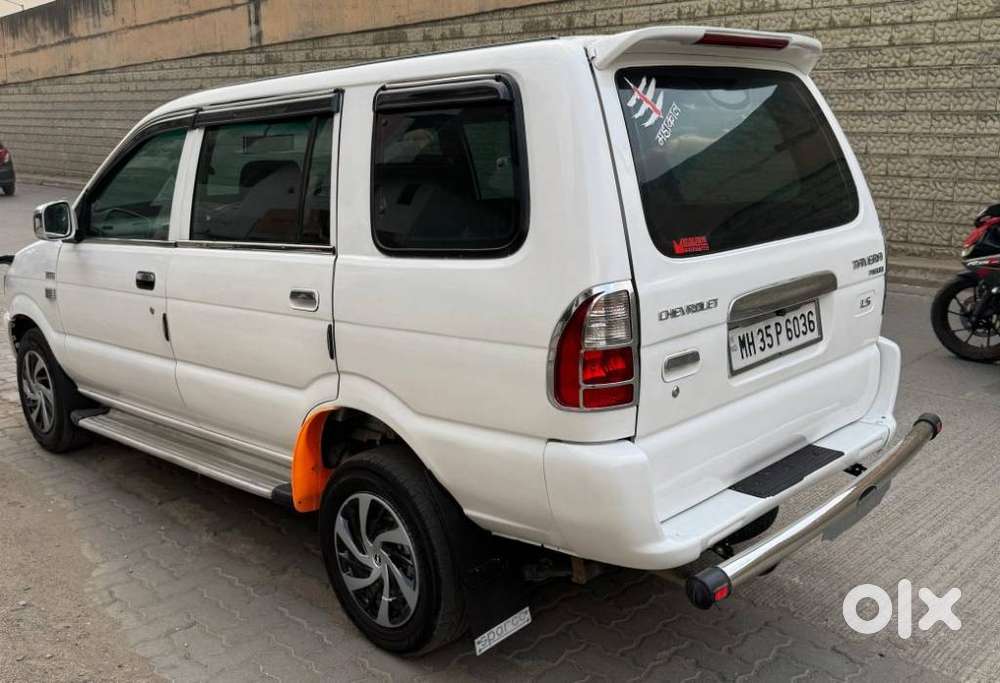 Chevrolet Tavera, 2015, Diesel