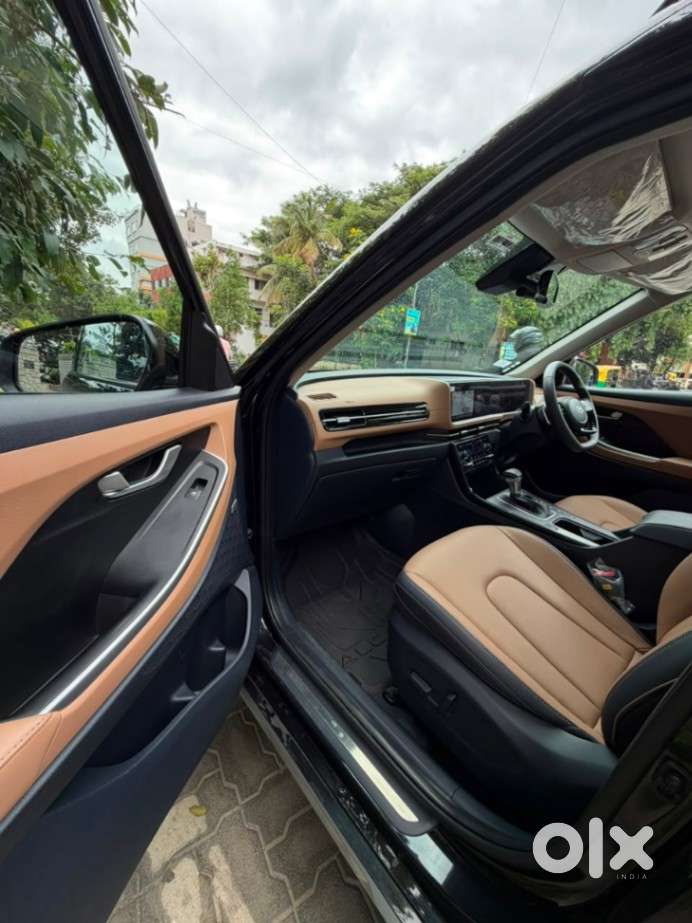 Hyundai Alcazar Signature 1.5 Petrol Dct 6str, 2025, Petrol