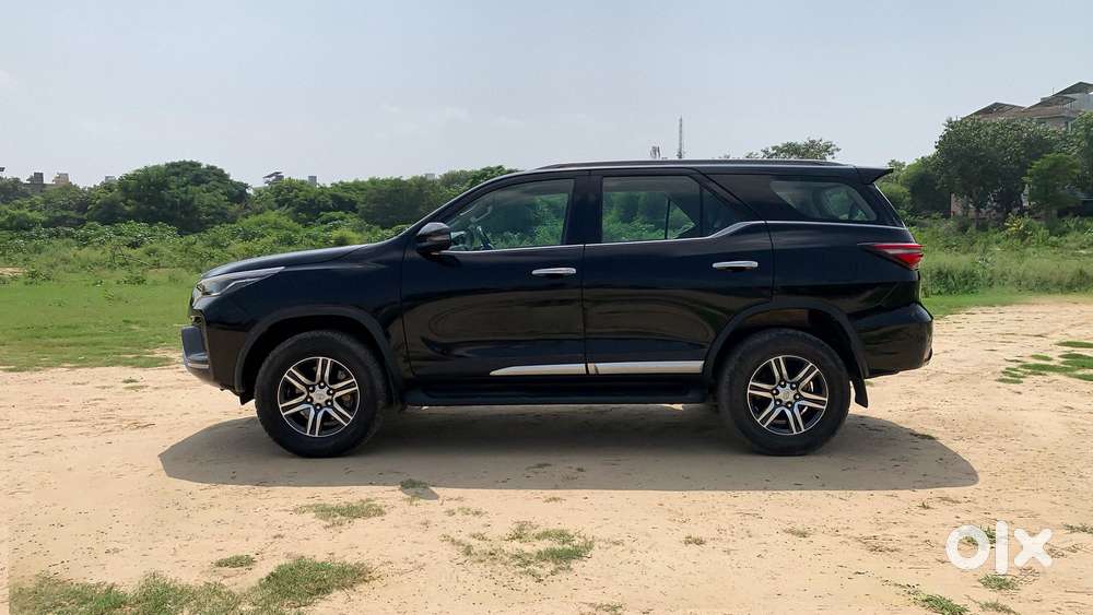 Toyota Fortuner 4x2 At 2.7 Petrol, 2024, Petrol