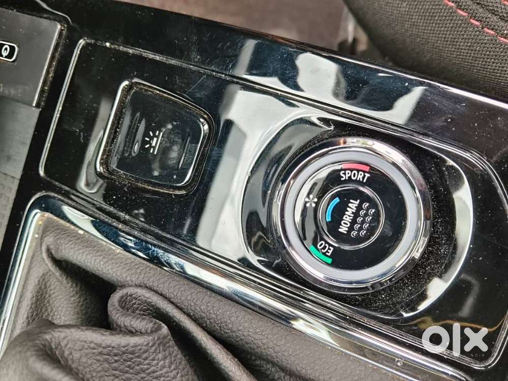 Renault Kiger Rxt Amt Dt, 2023, Petrol