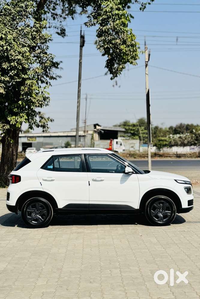 Hyundai Venue Sx, 2023, Petrol